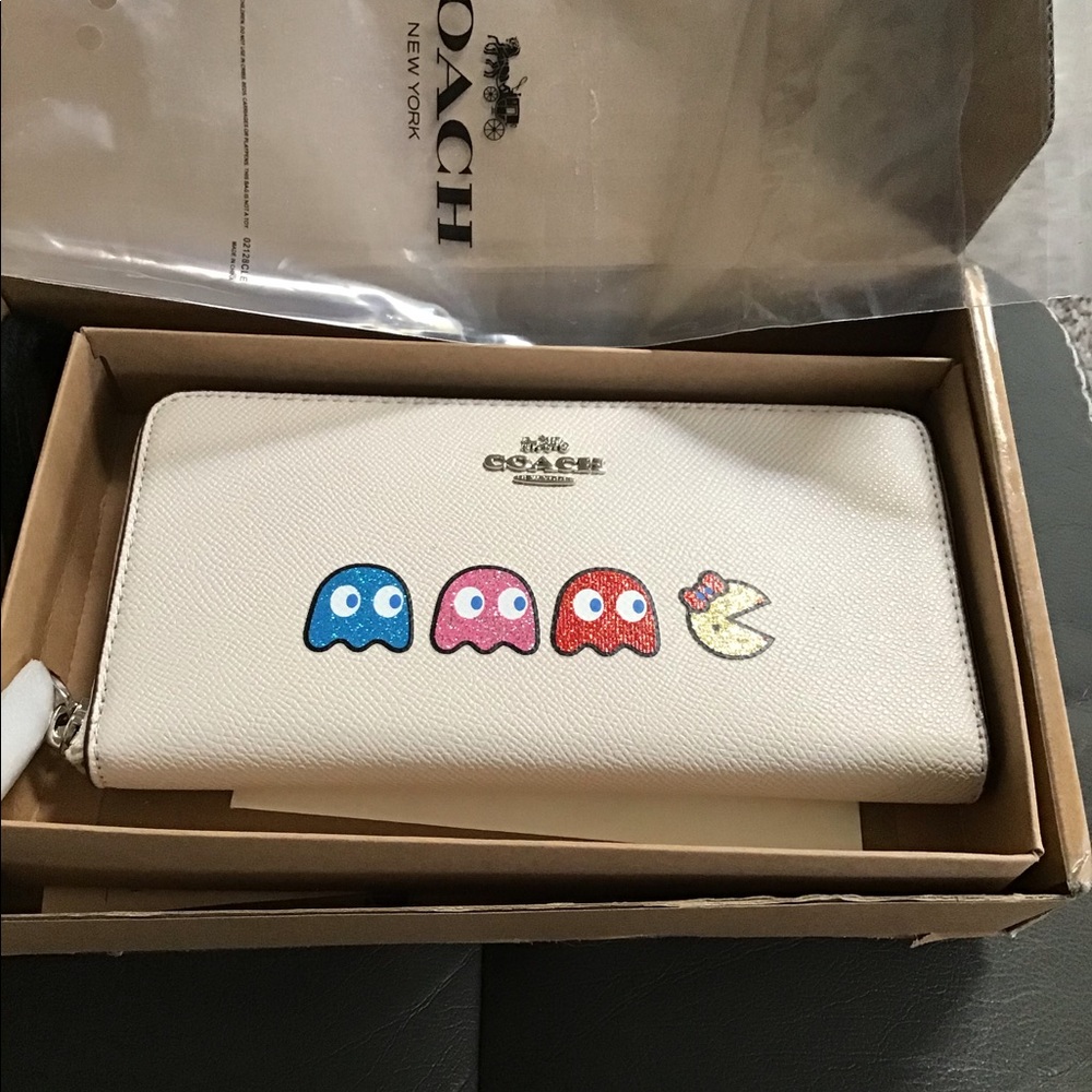 Ms pac man wallet/phone case Limited Edition